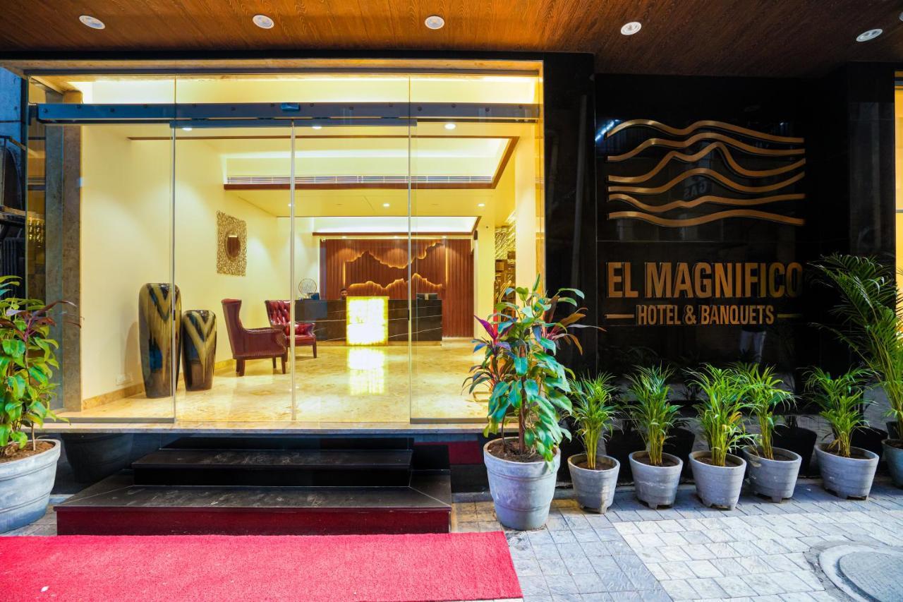 Hotel El Magnifico Surat Esterno foto